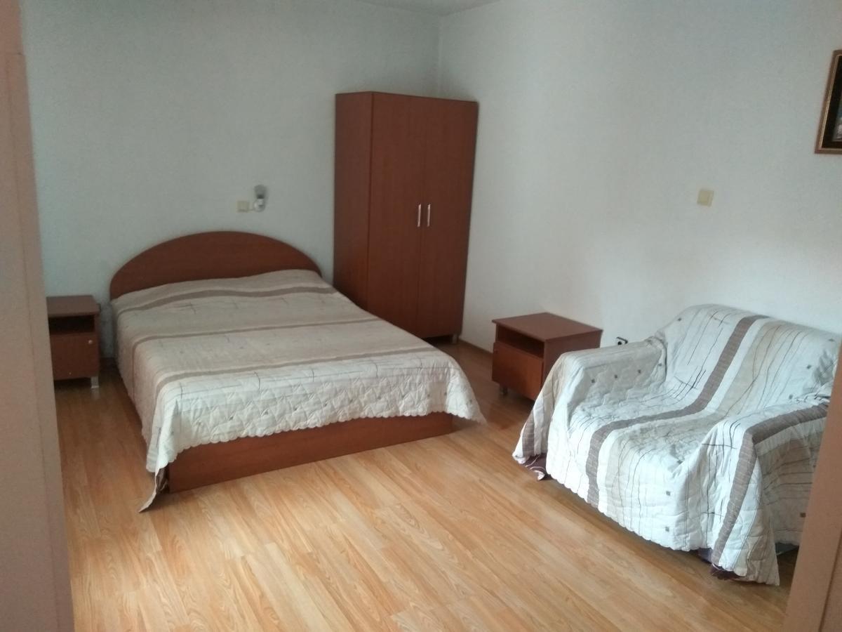 Family Hotel Blazhi Сандански Экстерьер фото